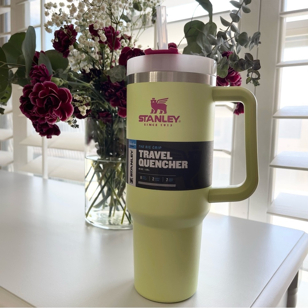 LAST✨Stanley RARE Adventure 40oz Stainless Steel Quencher Tumbler - Citron Mix